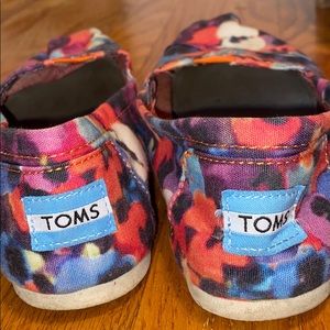 Floral Toms